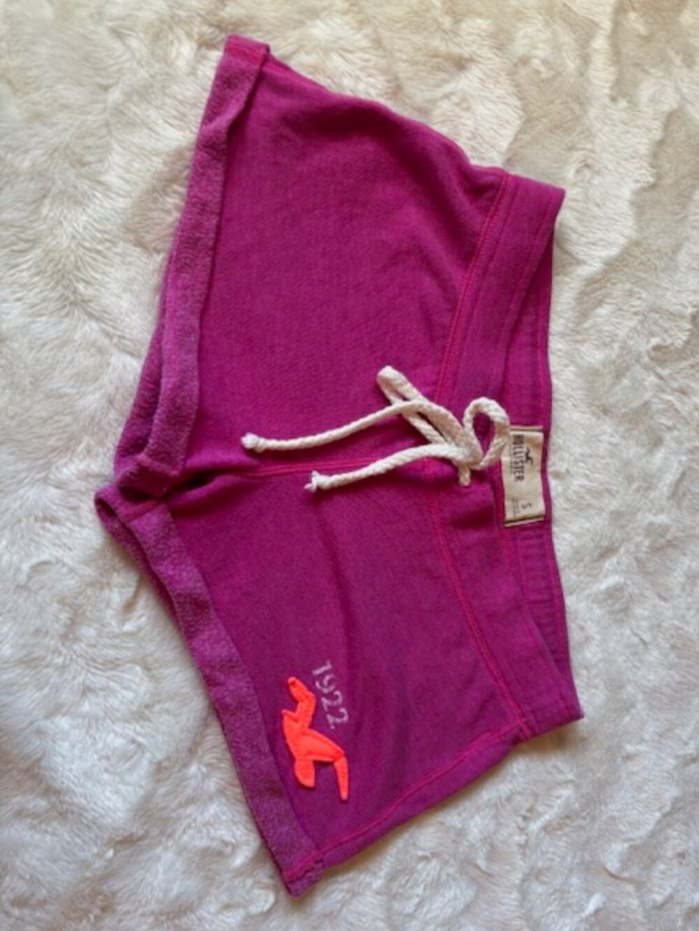 Hollister Fuchsia Drawstring Sweats Short Booty 1922 Shorts Loungewear Size S